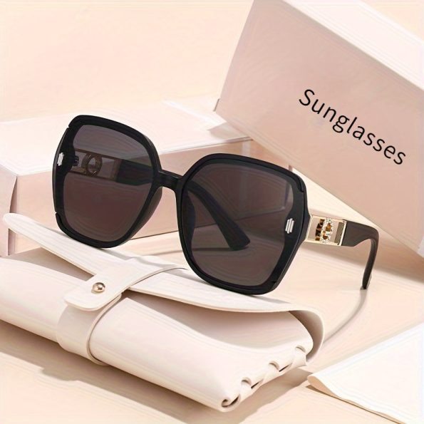 d9930db352694bed88598721e137d687-goods
